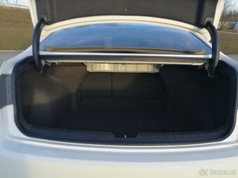 Hyundai i40 sedan, 1.7 crdi, nehavarováno - 10
