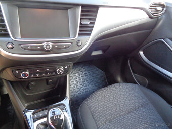 OPEL CROSSLAND X 1.2i KOUPENO ČR,1.MAJITEL,SERVISKA - 10