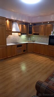 Pronájem bytu 2kk 67 m2 v historickém centru Hradce Králové - 10