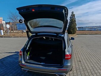 Mercedes-Benz Třídy E, E300de,Panorama,Tažné - 10
