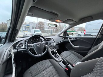 Opel Astra J 1,4 Turbo, 2013, šedá, STK 11/2026 - 10