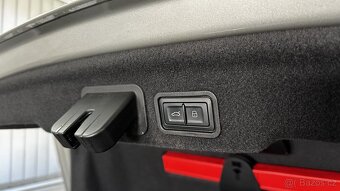 AUDI A8, V8 4.2 / ZACHOVALÝ STAV / TOP VÝBAVA - 10