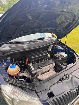 Škoda Fabia 2 1.4 16v - 10