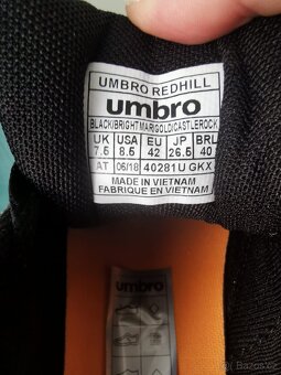 Umbro tenisky nové 42 sneakersy - 10