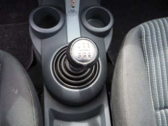 Mitsubishi Colt 1.3 klima - 10