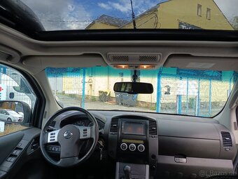 Nissan Navara 2,5DCi Road Ranger 4x4 ČR - 10