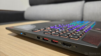 Lenovo Legion Y720 + Xbox Controller + originální krabice - 10