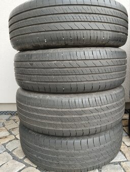 215/60/17 Goodyear Efficientgrip 2 SUV 4 x Nové - 10