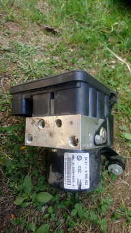 BMW e46 320d 110kw SEDAN - r.v 2004 - 10