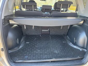 TOYOTA RAV 4 2,0i 112KW BENZÍN AUTOMAT 4X4 81.000KM - 10