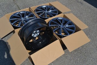 Š.Scala/Kamiq.S.Arona,VW Taigo- NOVÉ orig.alu disky R18 - a - 10