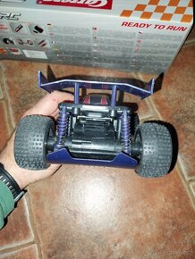 Formule Carrera Red Bull na dálkové ovládání - 10