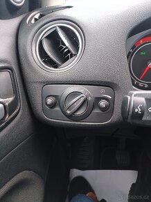 Ford Mondeo 2.0TDCI/Bi-xenon/Klima/Nafta 103 kW. - 10