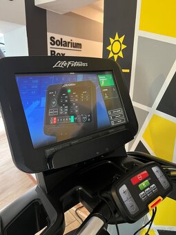 Life Fitness Discover SE3 HD - 10