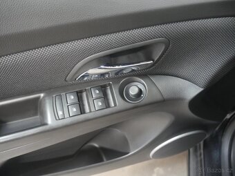 Chevrolet Cruze 1.8 16V , 104 kW benzín, 2012 - 10