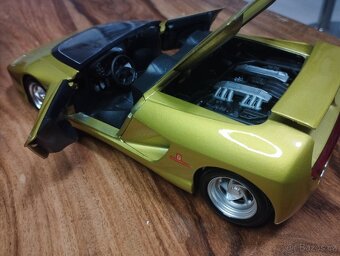 Ferrari Mythos 1/18 - 10