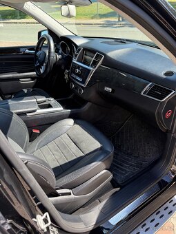 Mercedes Benz ML350 bluetec - 10