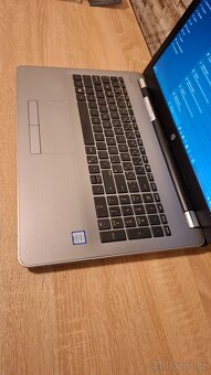 HP 250 G6 – i3 7gen. 4GB RAM, SSD 240GB. Full HD - 10