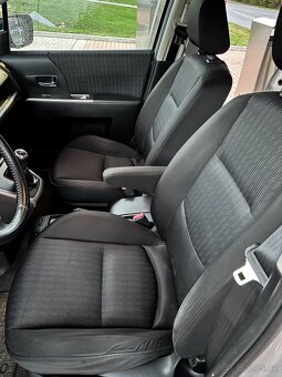 Prodám Mazda 5 - 10