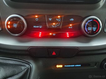 Ford Transit Custom, 2,0EcoBlue L2, 6 míst, Tažné - 10