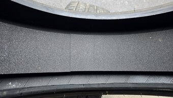 Letní pneu 235/45/18 Michelin - 10