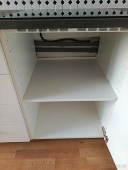 Zánovní Kuchyňská linka IKEA se spotřebiči - 10