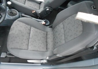 Mitsubishi Colt 1,1 55 kW CLEAR Tec Edition 35 benzín - 10