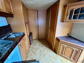 Karavan obytný přívěs xxl Hobby + predstan - 10