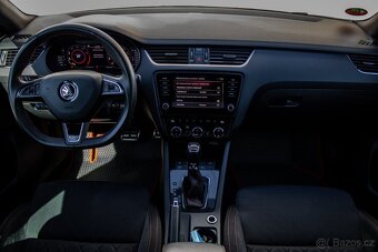 Škoda Octavia Combi 2.0 TSI 245k RS DSG EU6 - 10