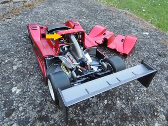 Ferrari 333 SP 1:18 HotWheels Elite - 10