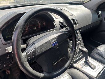 VOLVO XC90 2.4 D5 Momentum 7míst tažné zařízení - 10