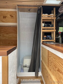 Obytná dodávka - 10