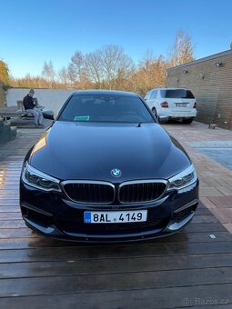 BMW M550i xDrive - 10