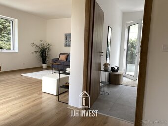 Pronájem bytu 5+kk, 139 m2 se zahradou, terasou a balkonem – - 10