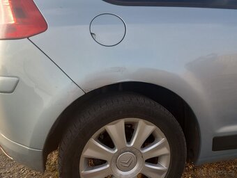 Citroen C4 kupé 1.4 16v - 10