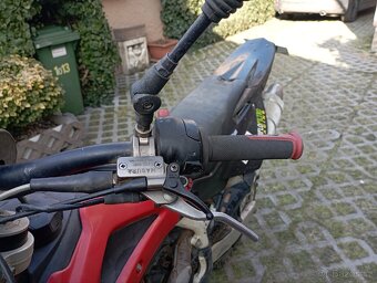 Husqvarna - 10