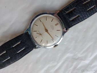 Staré,funkční, hodinky Prim typ 0111 - 10