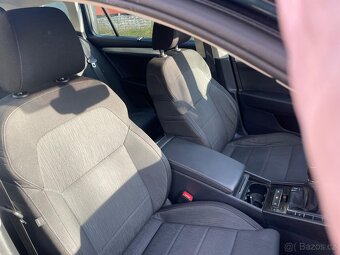 Skoda Superb 1.6 TDI kombi Led 2018 - 10