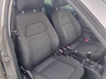 Škoda Fabia 1.2i - koupeno nové v ČR - 1. majitel - 10