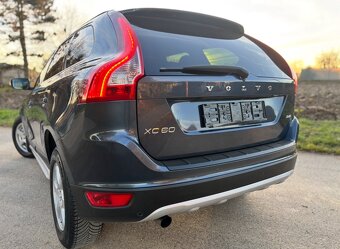 VOLVO XC60 2.4 D4 SUMMUM MANUÁL - 10