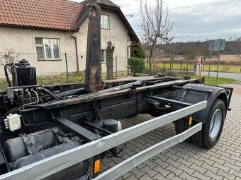 VOLVO FL 12.180 nosič kontejneru. - 10