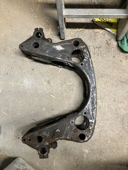 směs auto dílů pro veterány - 10