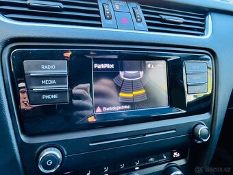 ŠKODA OCTAVIA 1.6 Tdi COMBI DSG STYLE PUVOD ČR - 10