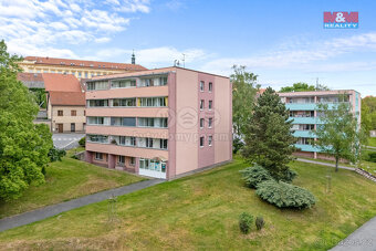Prodej bytu 1+1, 28 m², Slaný, ul. Všehlušická - 10