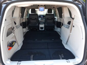 Chrysler Pacifica 3,6L,adapt.temp, 360 kamery,DVD,Android - 10