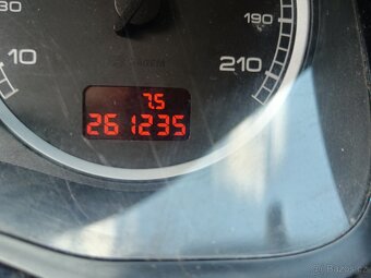 Peugeot 307 1,6 benzín 80kw - 10
