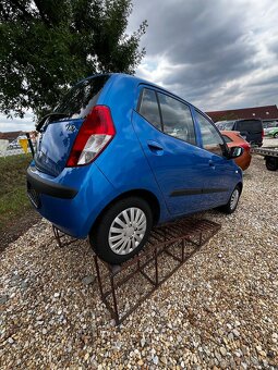 Hyundai i10 - 10