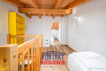 Nabízíme k prodeji zařízený mezonetový apartmán 2+kk, 73 m2 - 10