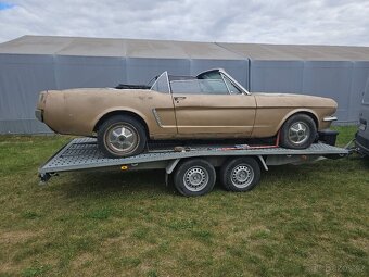 Ford Mustang V8 Cabriolet - 10