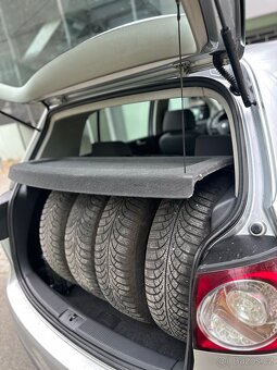 Volkswagen Golf Plus 1.9 TDI - 10